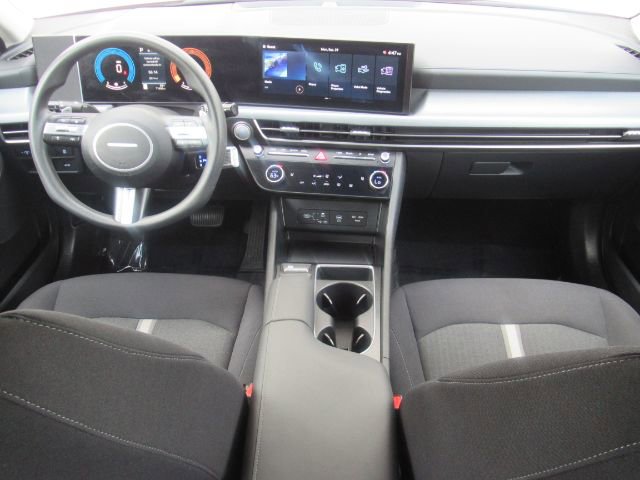 Used 2025 Hyundai Sonata SEL image 3