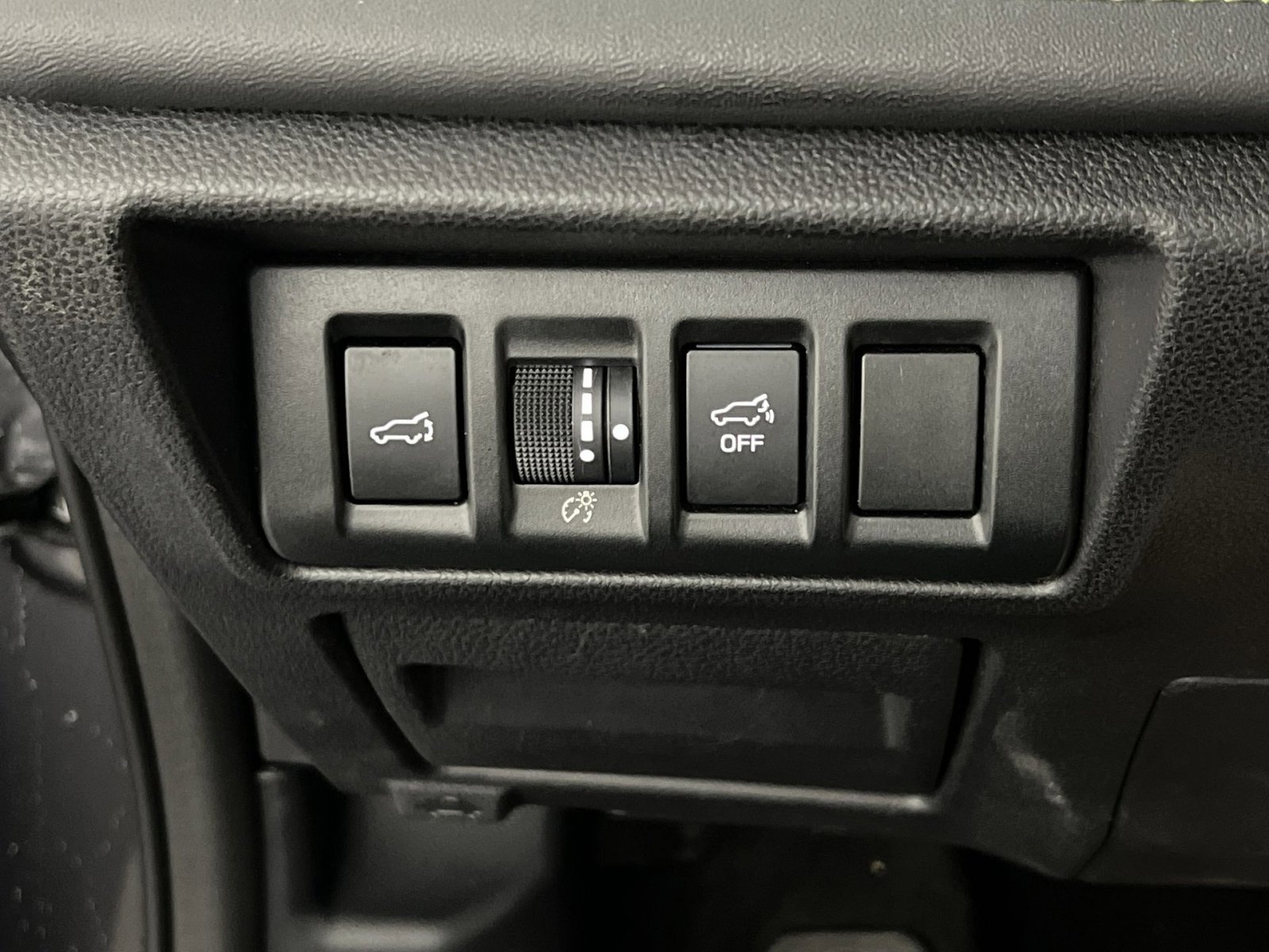 Used 2024 Subaru Outback Onyx Edition image 32