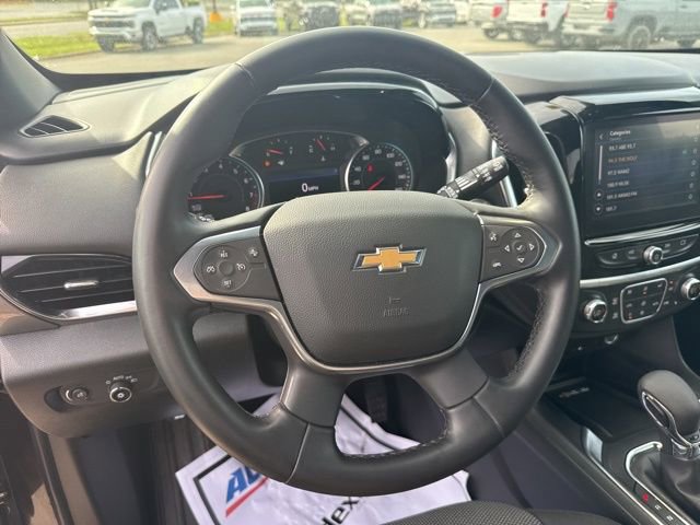 Used 2023 Chevrolet Traverse LT image 16