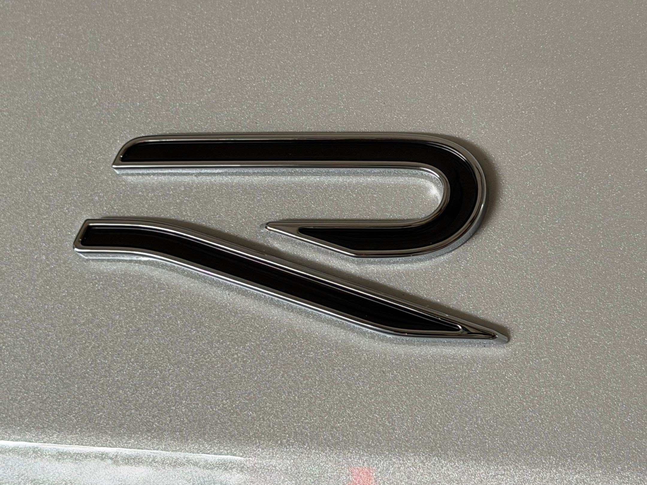 Used 2025 Volkswagen Tiguan SE R-Line AWD/4WD image 31