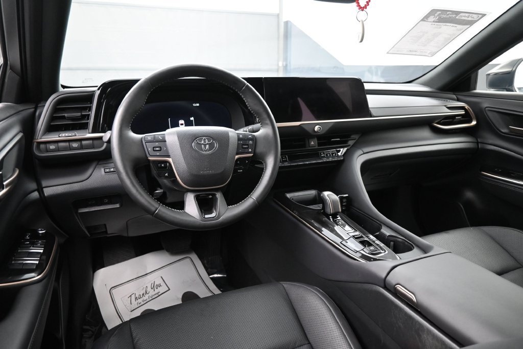 Used 2026 Toyota Crown AWD/4WD image 26