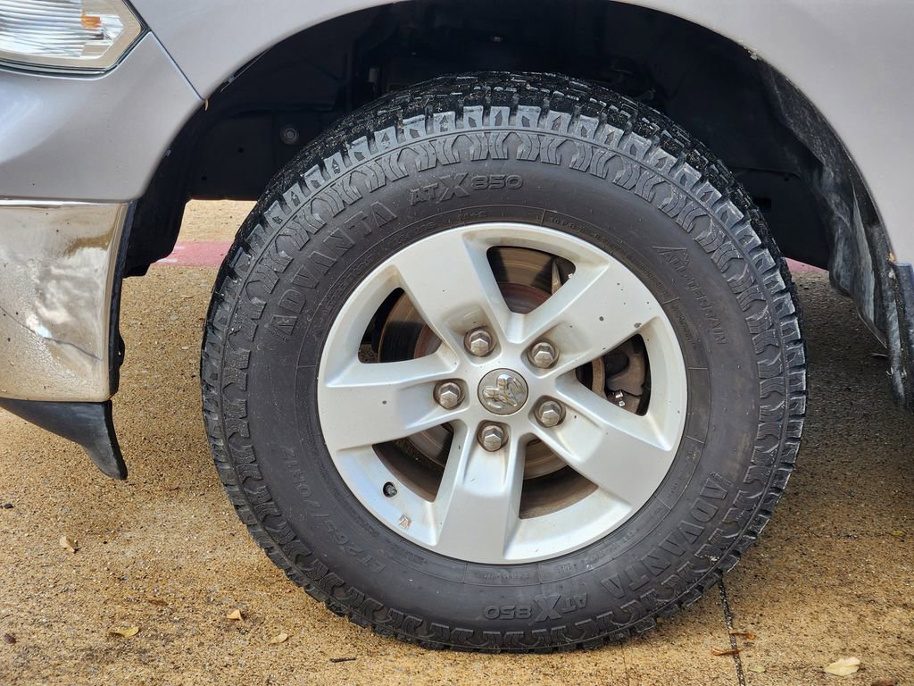 Used 2021 RAM 1500 Classic SLT image 10