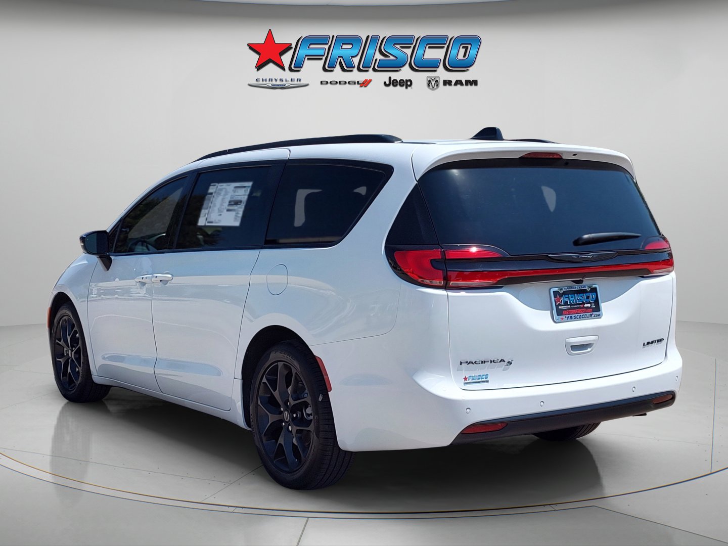 New 2026 Chrysler Pacifica Limited w/ S Appearance Package image 6
