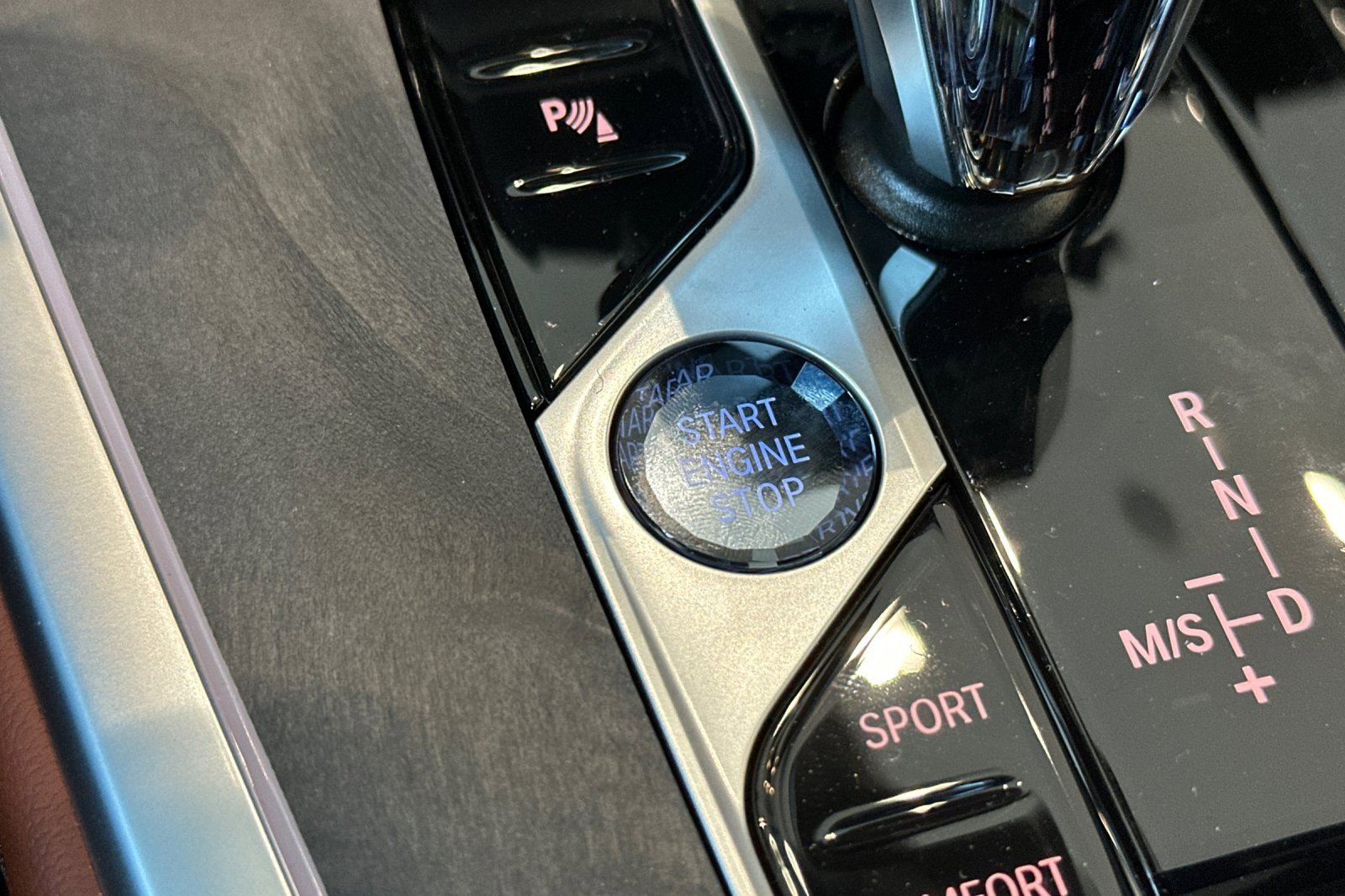 New 2026 BMW ALPINA XB7 image 20