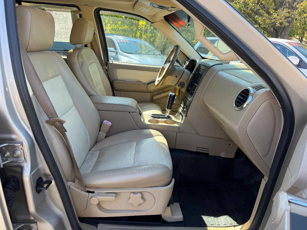 Used 2007 Ford Explorer Sport Trac Limited image 11