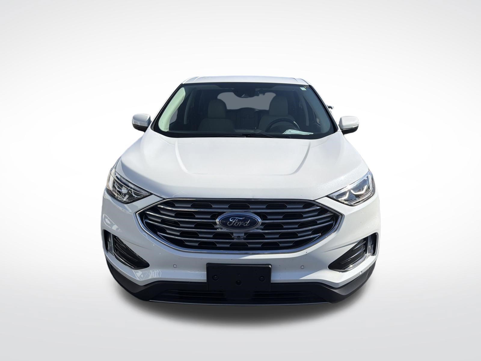 Certified 2023 Ford Edge Titanium w/ Equipment Group 301A AWD/4WD image 3