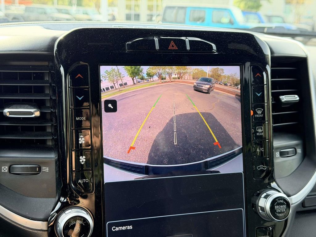 Used 2023 RAM 1500 Big Horn image 4