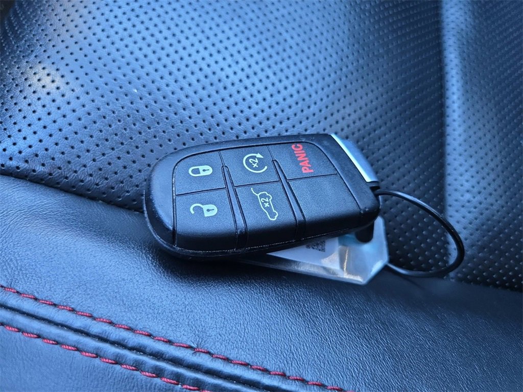 Used 2024 Dodge Durango GT image 31