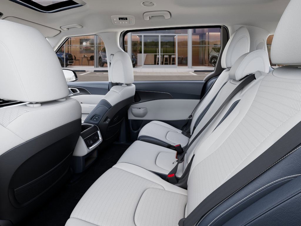 New 2025 Kia Carnival SX Prestige image 18