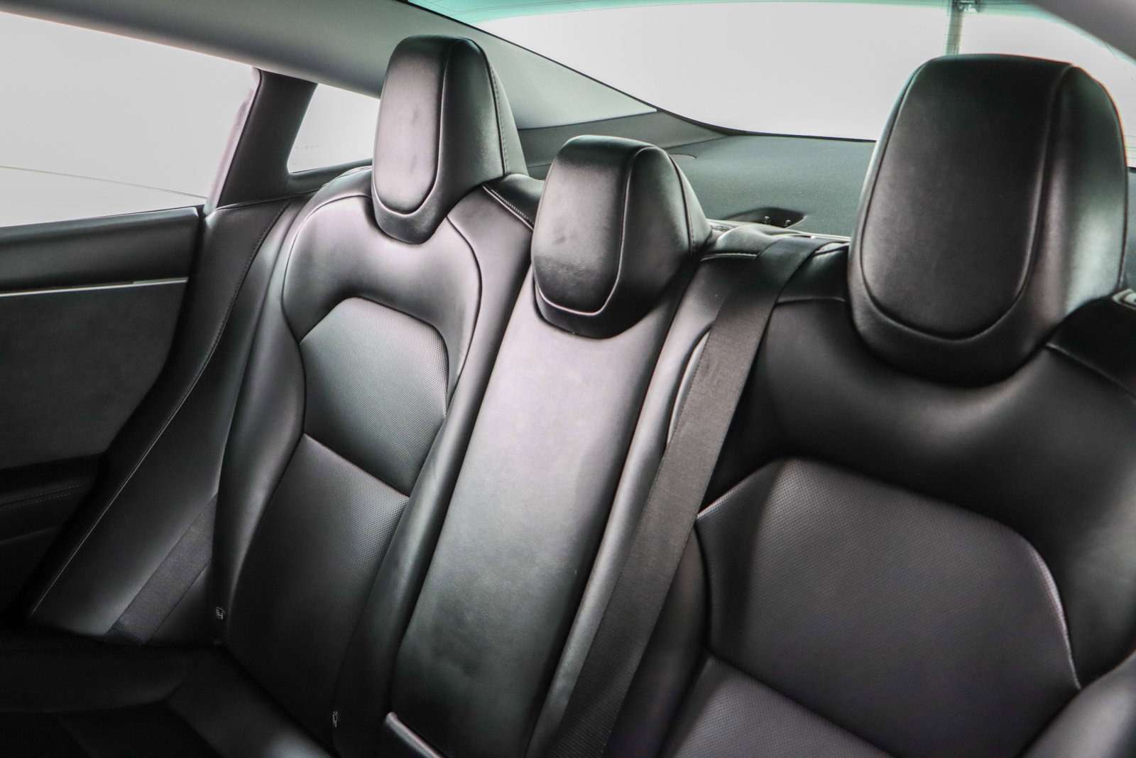 Used 2025 Tesla Model 3 Long Range image 22