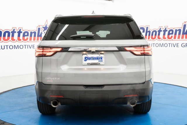 Used 2023 Chevrolet Traverse LS w/ Safety Package image 7