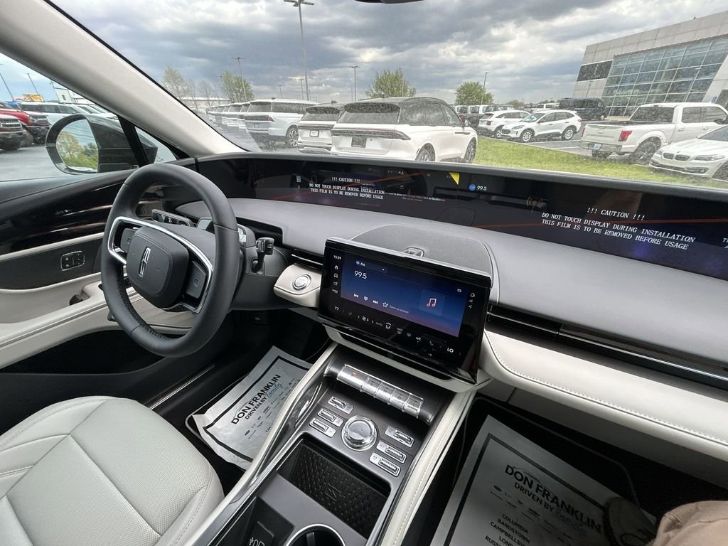 New 2026 Lincoln Nautilus Premier w/ Jet Appearance Package AWD/4WD image 11