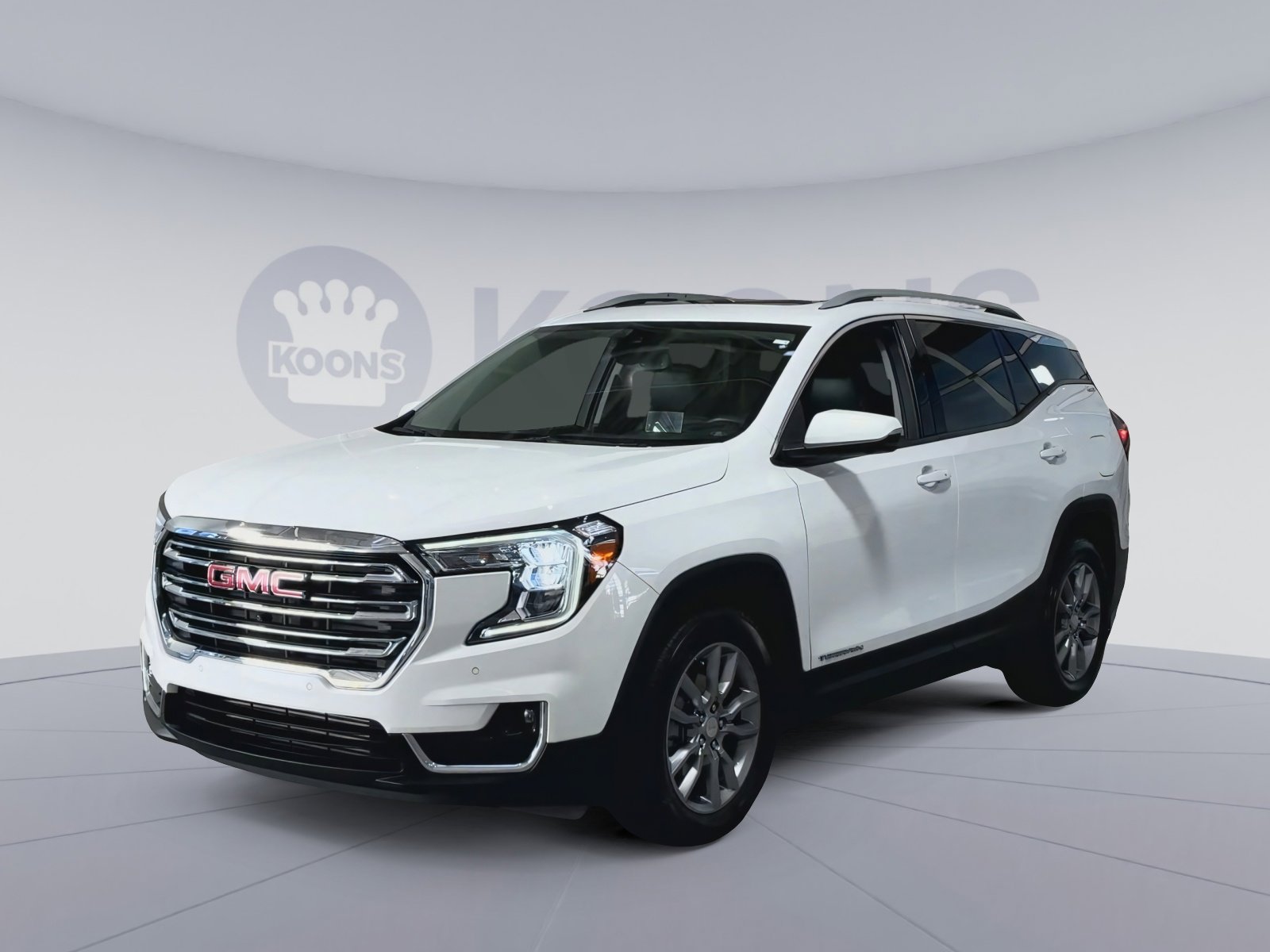 Used 2022 GMC Terrain SLT w/ Tech Package image 5