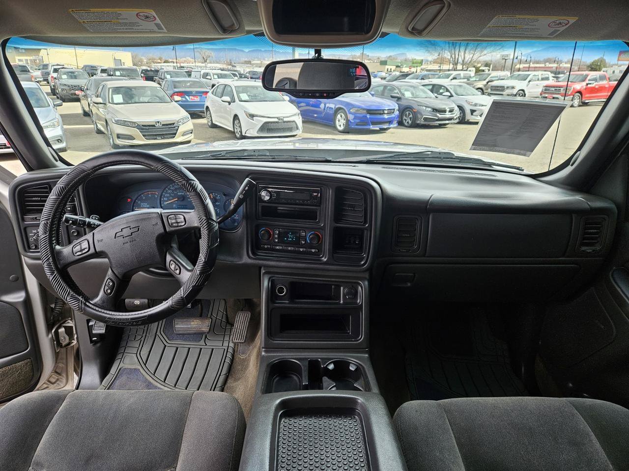 Used 2005 Chevrolet Silverado 2500 LS w/ Heavy-Duty Power Package AWD/4WD image 18
