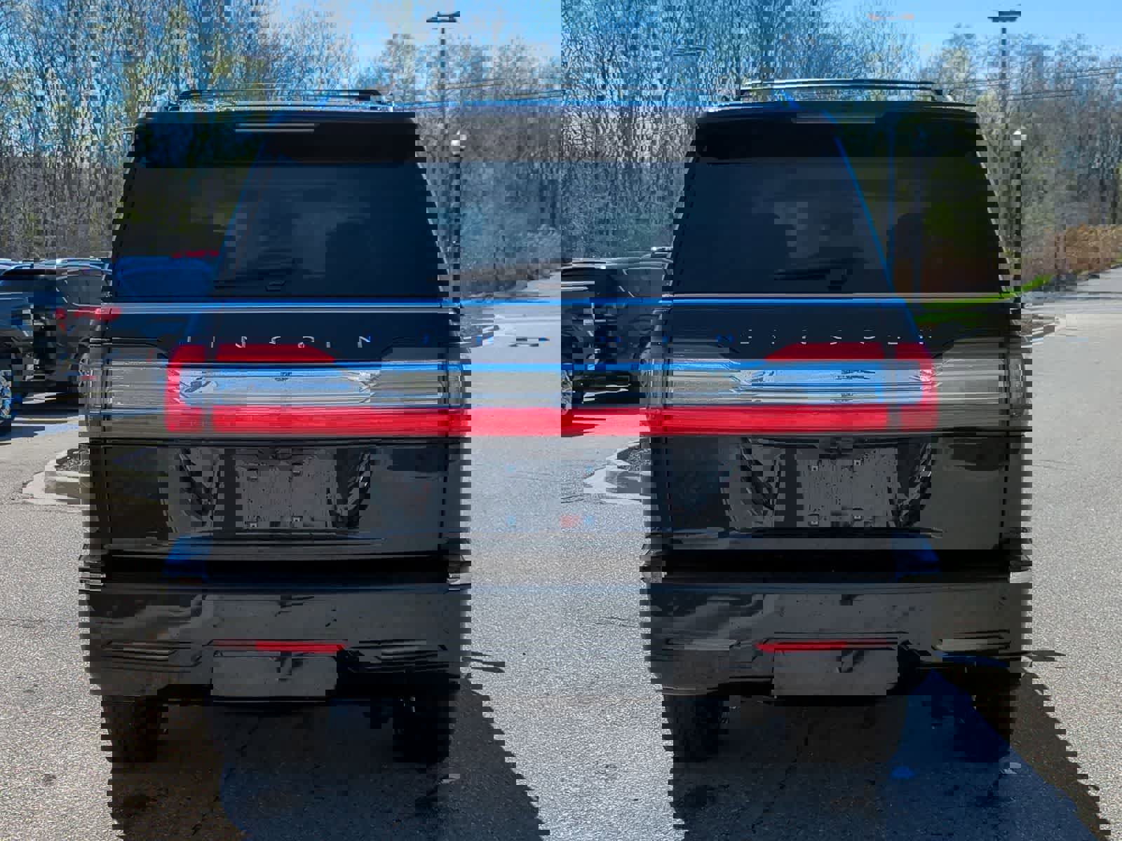 Used 2021 Lincoln Navigator Reserve w/ Luxury Package AWD/4WD image 7