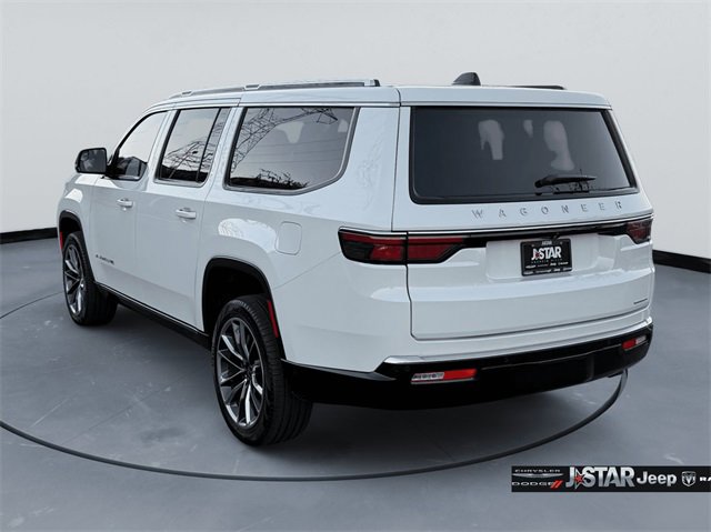 Used 2024 Jeep Wagoneer L Series III w/ Premium Group I image 7