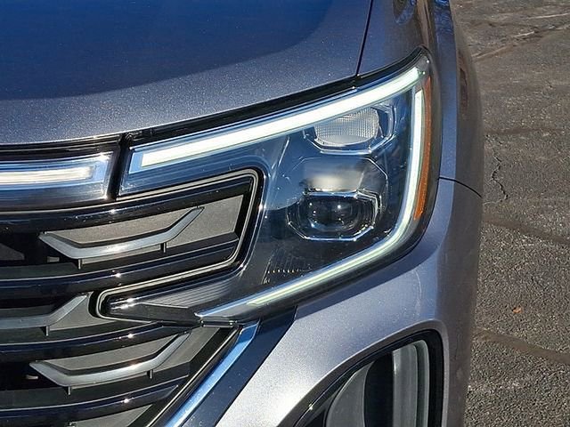 Used 2024 Volkswagen Atlas Cross Sport SE AWD/4WD image 9