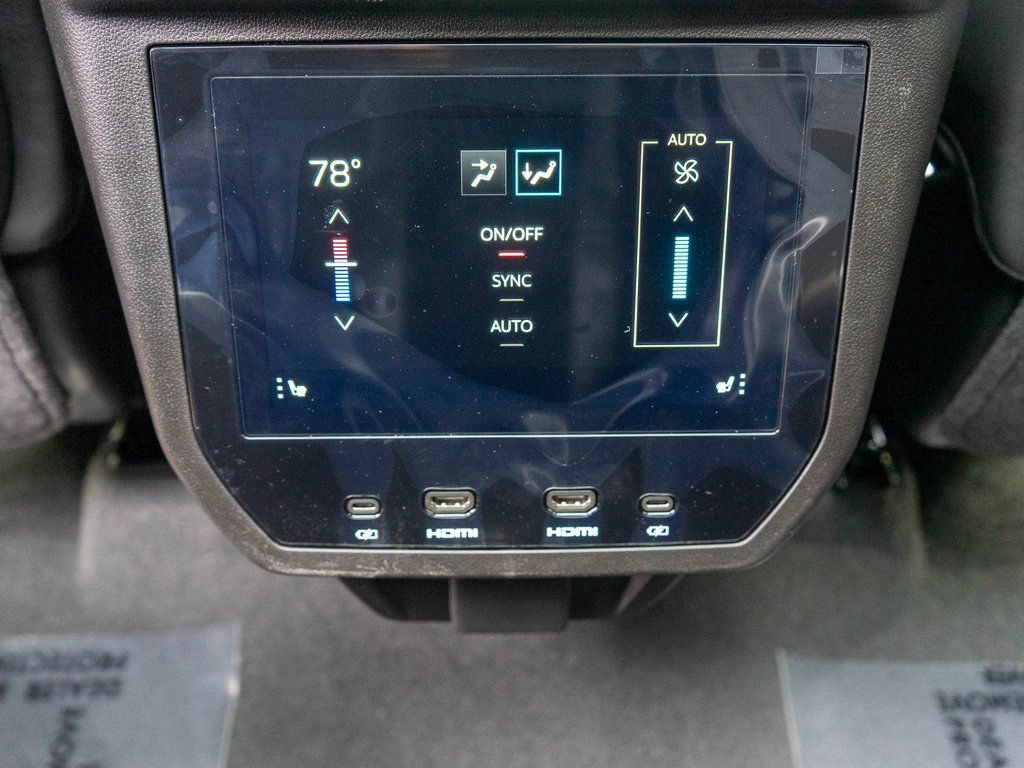 New 2026 GMC Yukon XL AT4 Ultimate AWD/4WD image 16