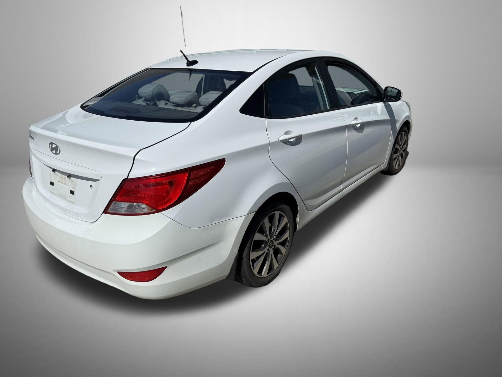 Used 2017 Hyundai Accent Value Edition FWD image 3