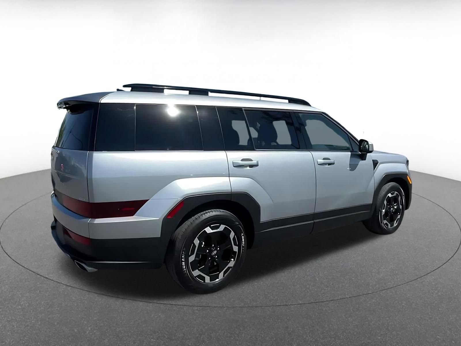 Used 2025 Hyundai Santa Fe SEL image 15