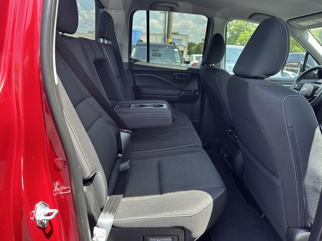 Used 2025 Honda Ridgeline Sport image 9