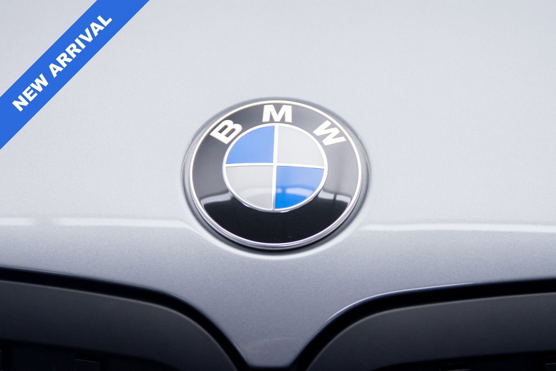 Used 2025 BMW X7 M60i w/ Executive Package image 13