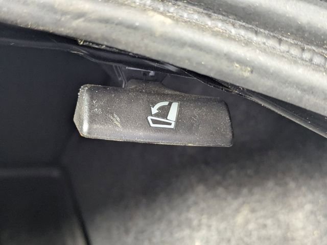 Used 2017 Subaru Legacy 3.6R Limited image 31