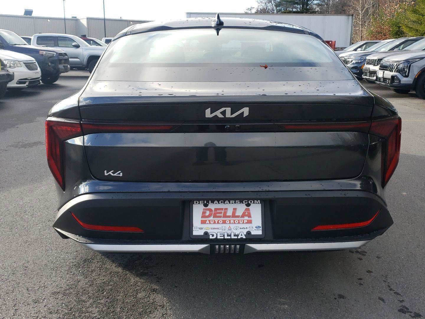 New 2025 Kia K4 LXS image 6