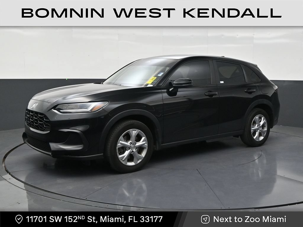 Used 2025 Honda HR-V LX