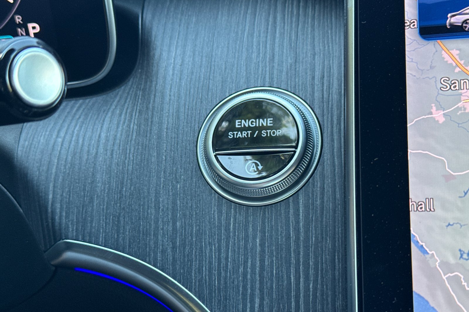 New 2025 Mercedes-Benz C 300 Sedan image 54