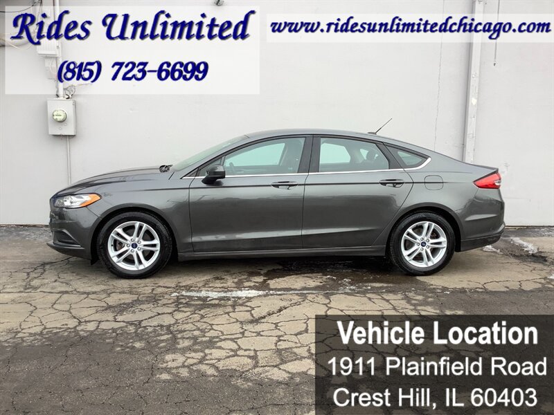 Used 2018 Ford Fusion SE FWD image 3