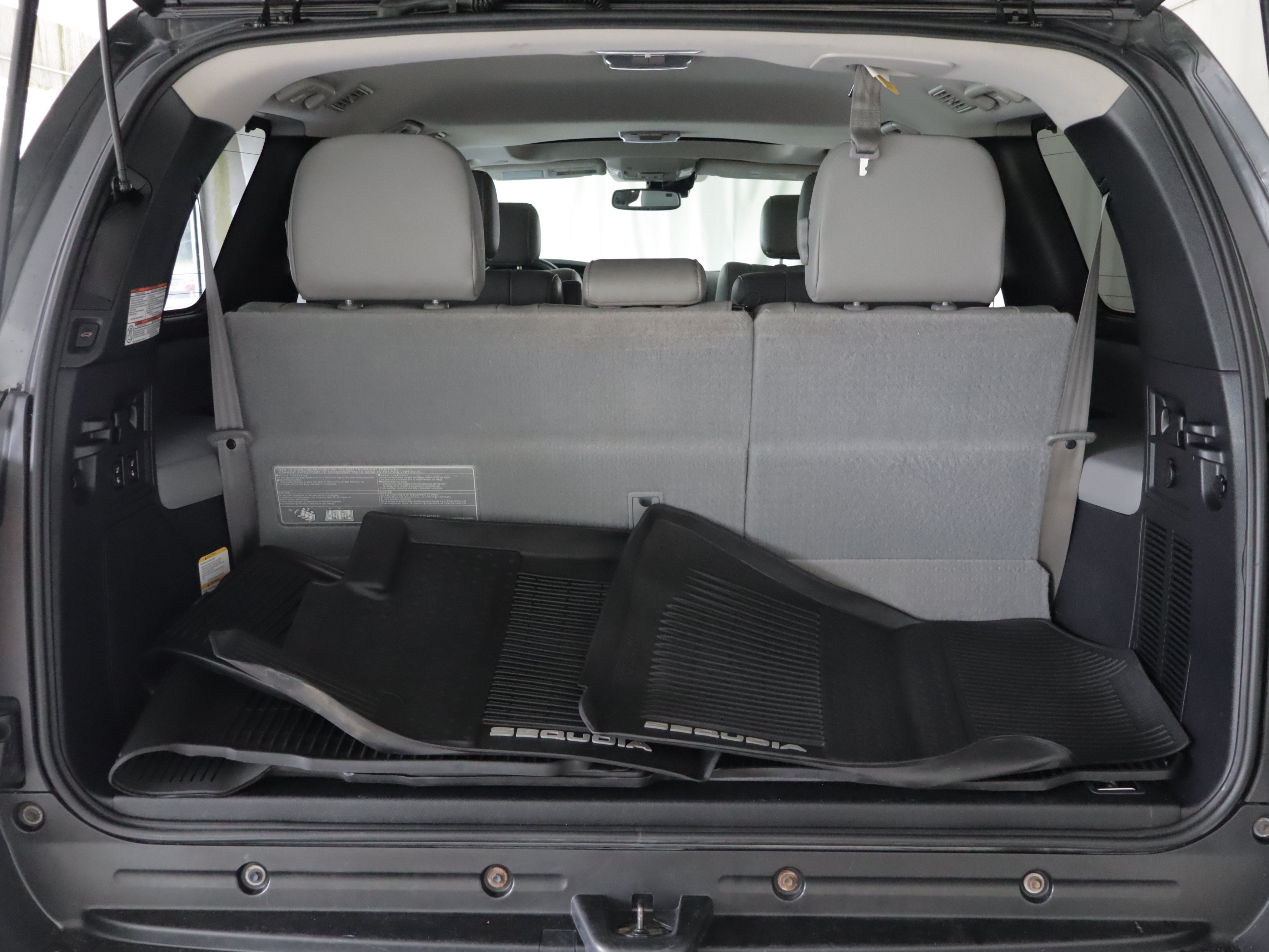 Used 2021 Toyota Sequoia Limited w/ Safety & Convenience Package AWD/4WD image 23