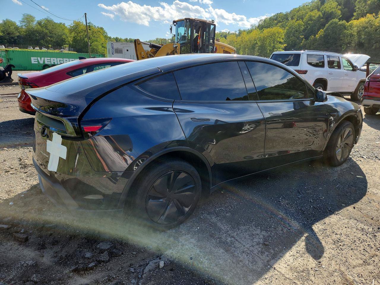 Used 2026 Tesla Model Y AWD image 5