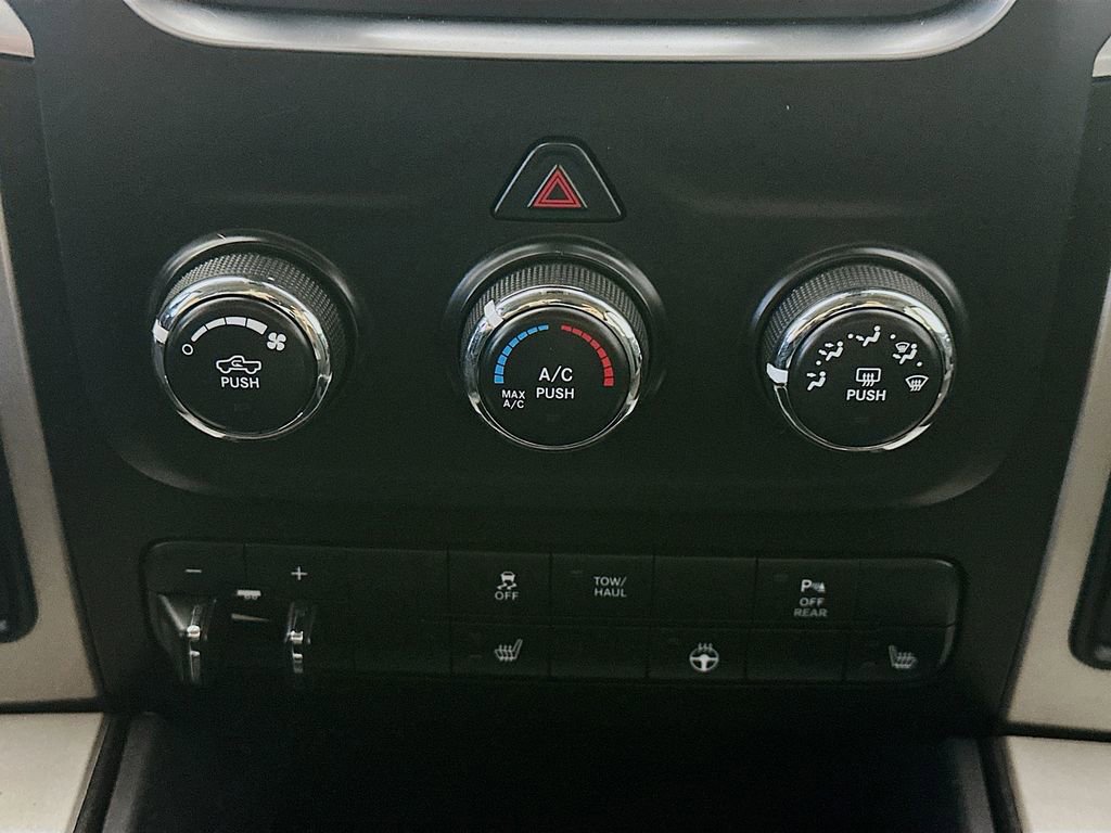 Used 2016 RAM 2500 Big Horn w/ Black Appearance Group image 18