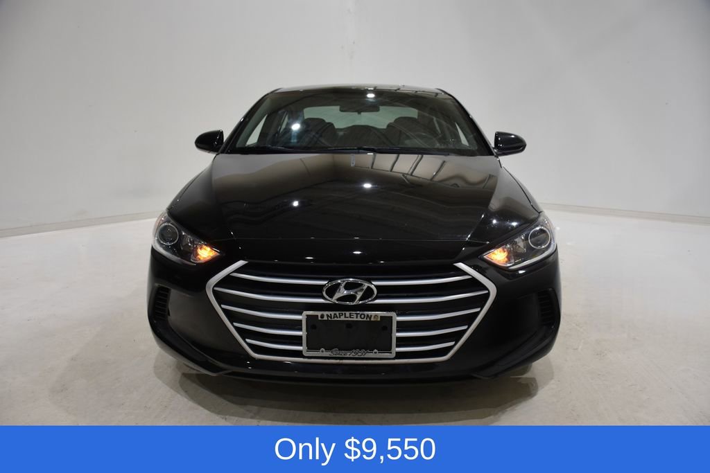 Used 2018 Hyundai Elantra SE w/ Cargo Package image 2