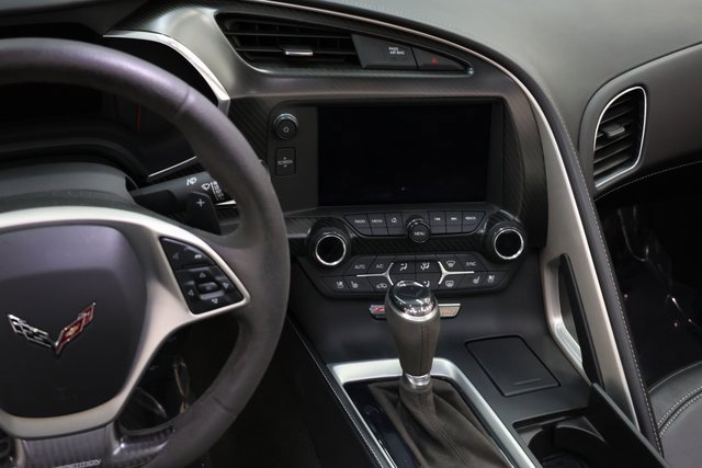 Used 2016 Chevrolet Corvette Z06 w/ 3LZ Preferred Equipment Group image 93