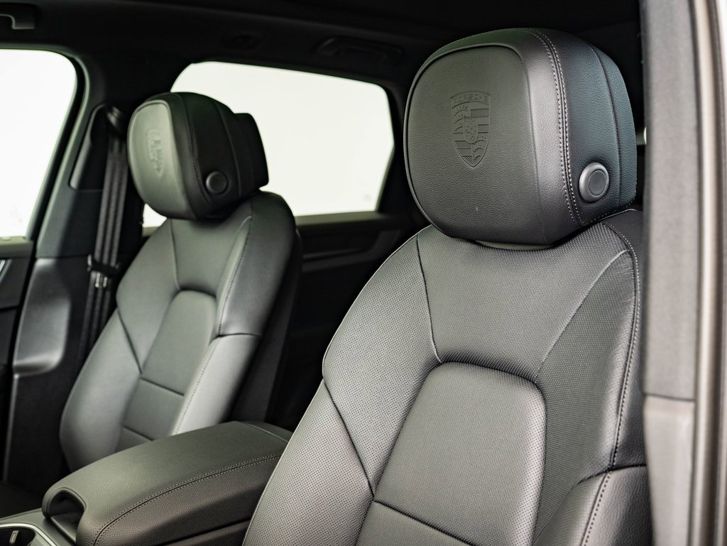 New 2026 Porsche Cayenne S image 25