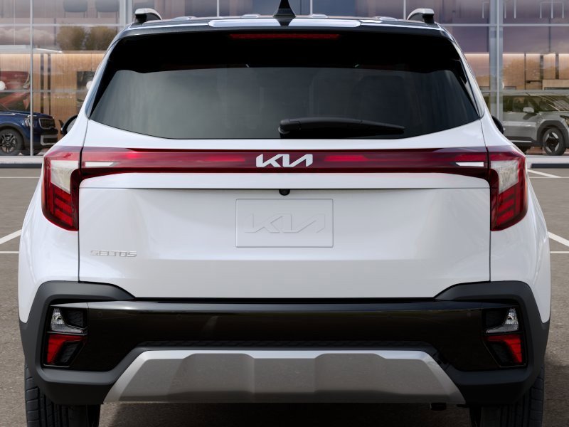 New 2026 Kia Seltos S FWD image 17