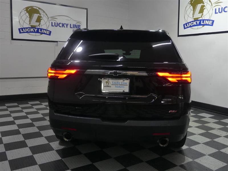 Used 2022 Chevrolet Traverse RS w/ LPO, Floor Liner Package AWD/4WD image 8
