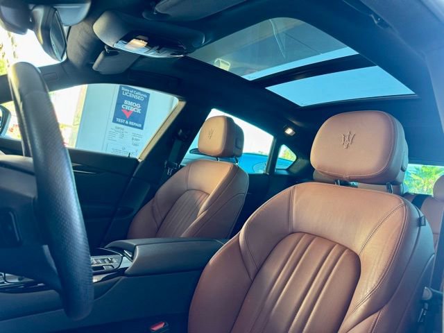 Used 2022 Maserati Levante Modena image 15