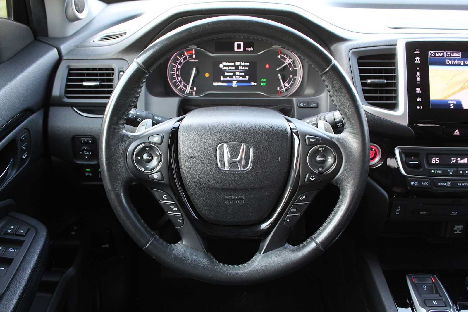 Used 2017 Honda Pilot Touring image 36