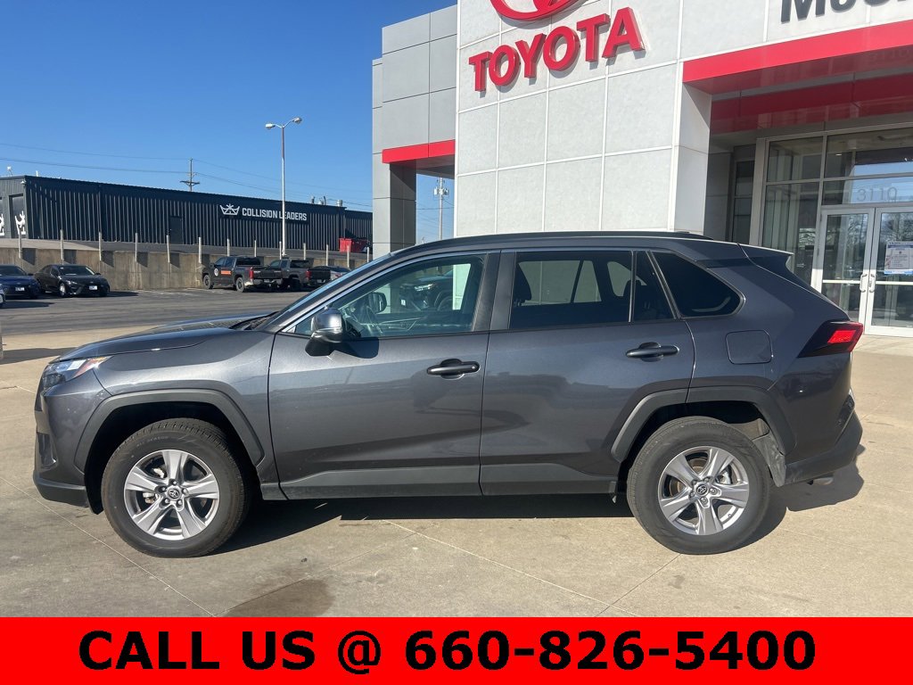 Used 2025 Toyota RAV4 XLE image 13