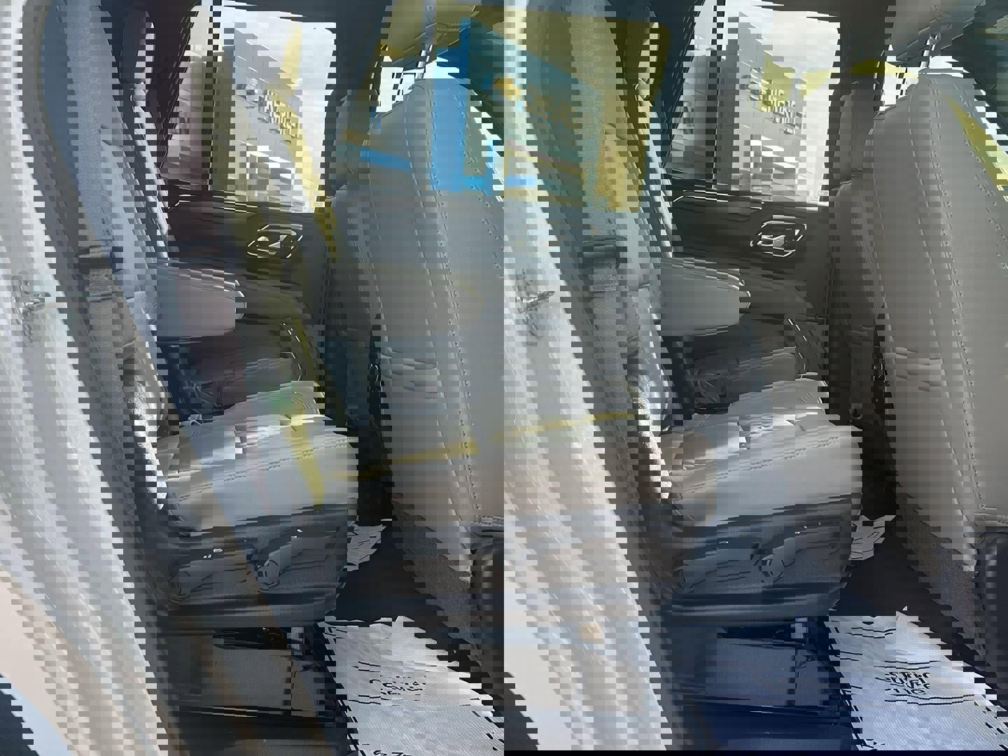 Used 2021 Chevrolet Tahoe LT w/ LT Signature Package image 9