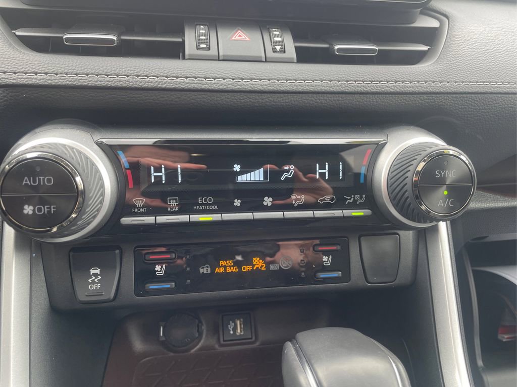 Used 2025 Toyota RAV4 Limited w/ Weather Package image 35