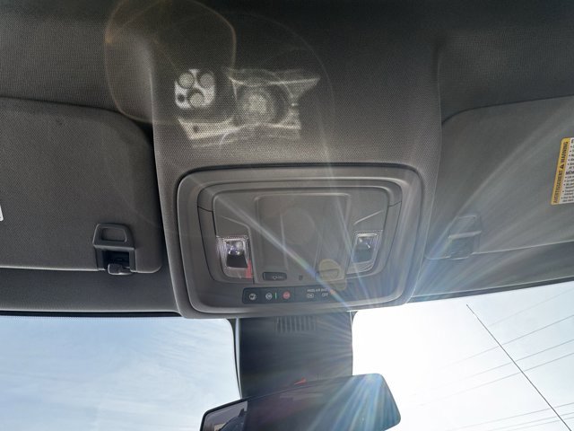 Used 2022 Chevrolet Silverado 1500 LT image 19