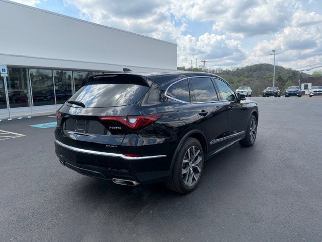 Used 2022 Acura MDX SH-AWD w/ Technology Package image 9