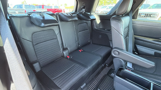 Used 2025 Nissan Pathfinder Rock Creek AWD/4WD image 14