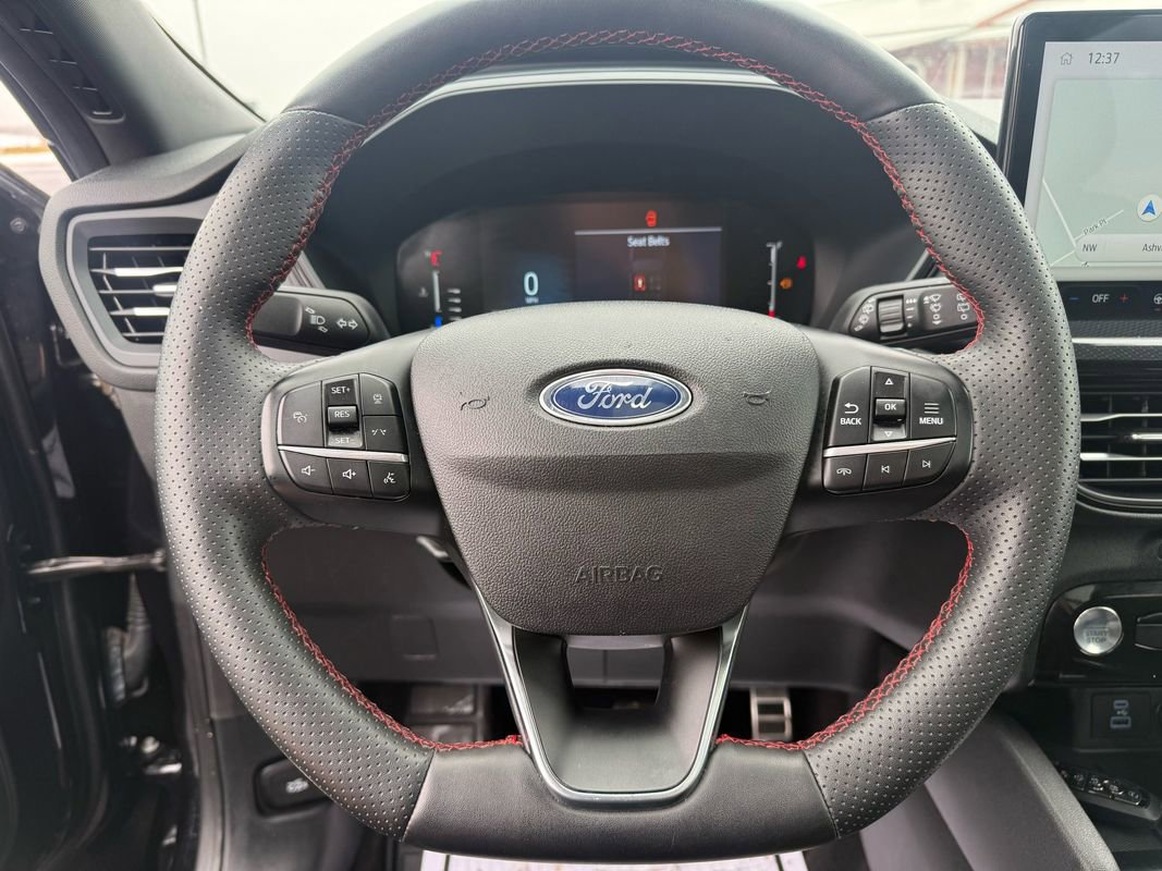 Used 2023 Ford Escape ST-Line w/ Tech Pack #1 image 18