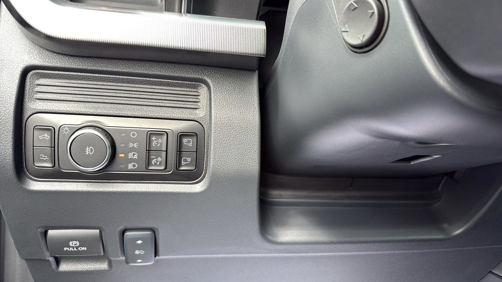 New 2026 Ford F250 Platinum image 19