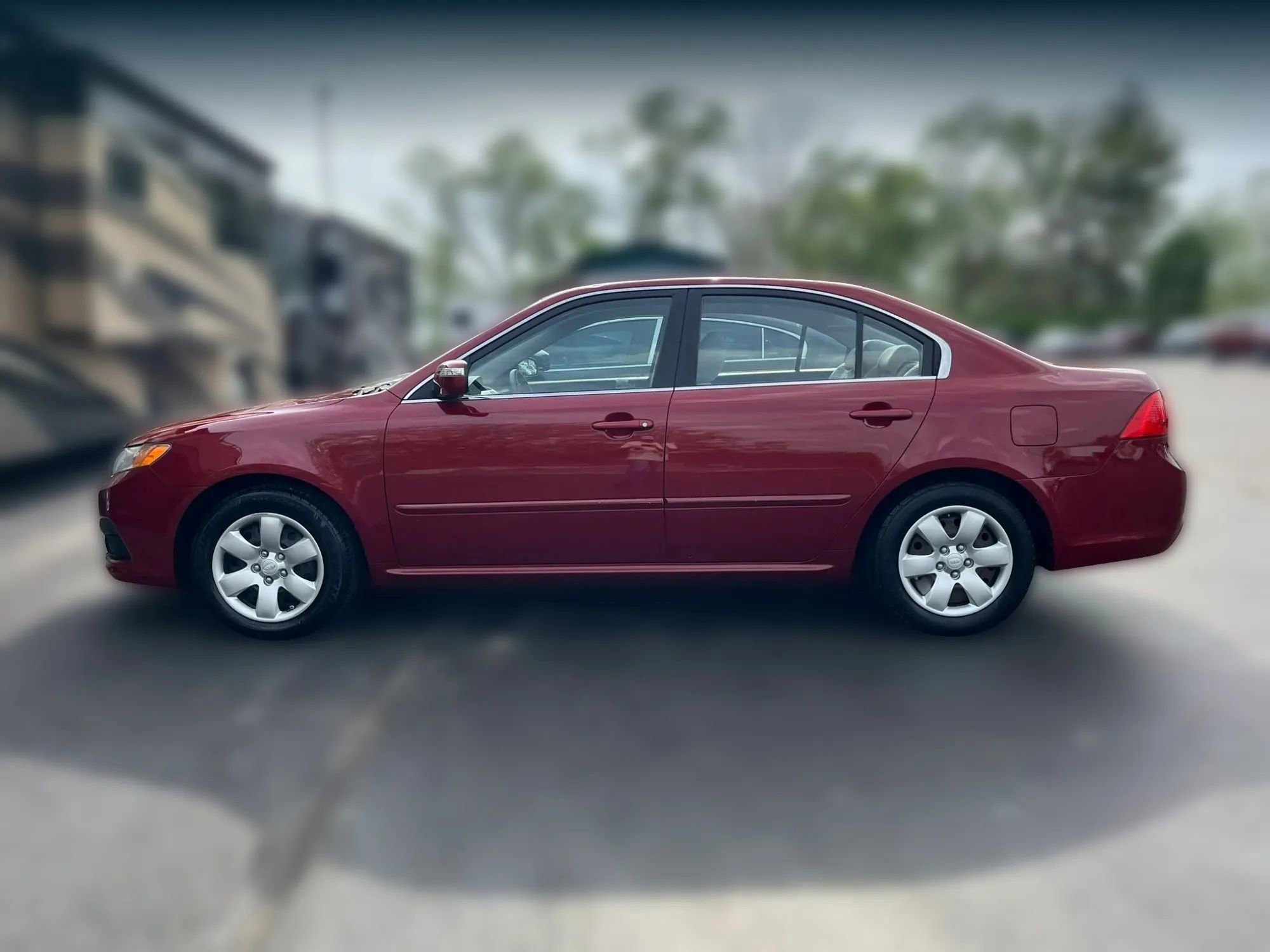 Used 2009 Kia Optima LX image 2